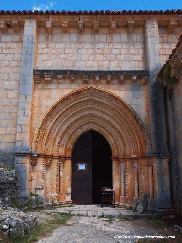 TORRE QUE CONTIENE LA CÚPULA